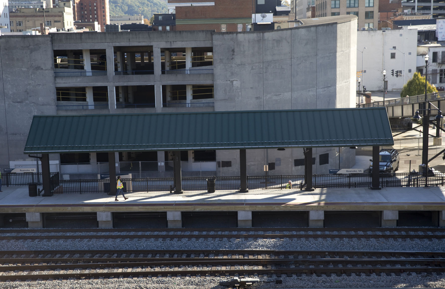 skd amtrakplatform 102717 p02